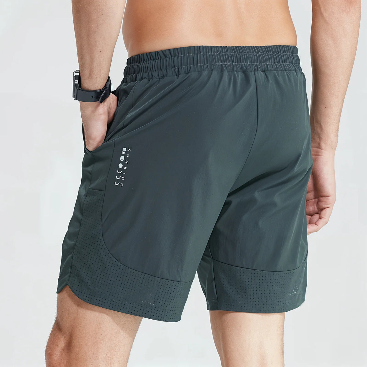 Short de sport Corefit gris foncé