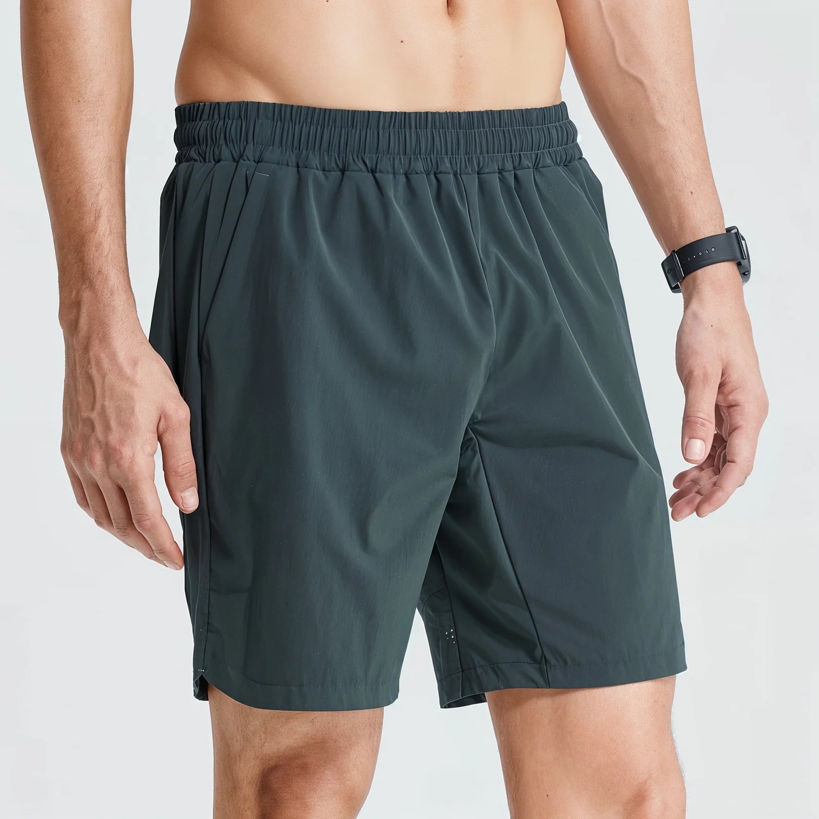 Short de sport Corefit gris foncé